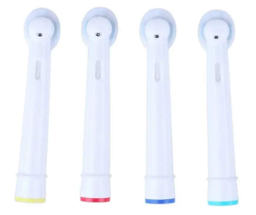 Náhradní zubní kartáček Oral-B 3D White - 8ks