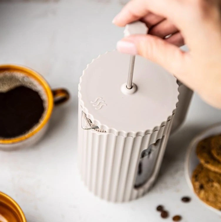 Klausberg KB-7749 – konvice 600 ml na kávu a čaj s nerezovým pístem - béžová - french press 