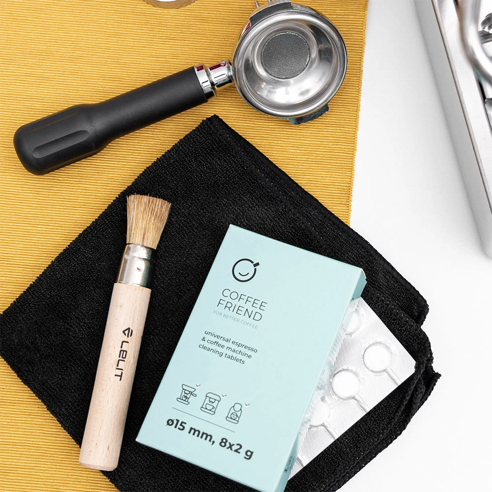 Čisticí tablety Coffee Friend 8×2 g (pro kávovary, univerzální)