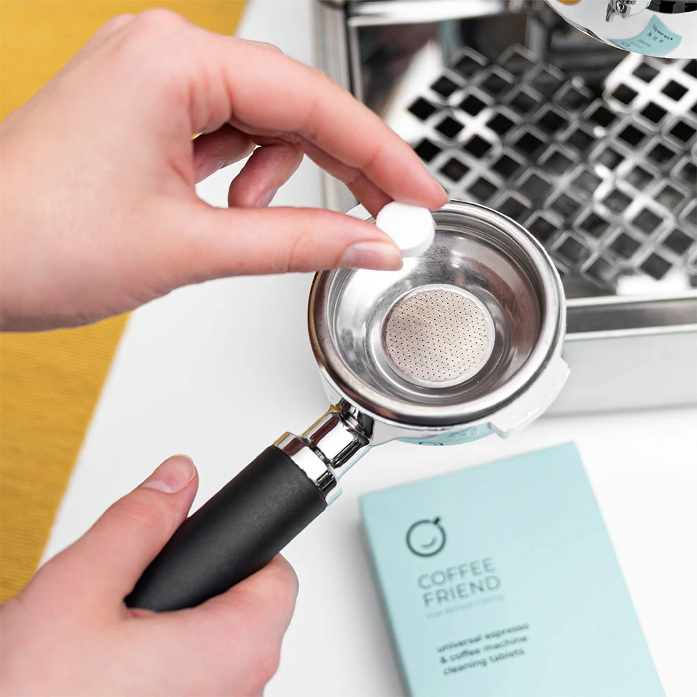 Čisticí tablety Coffee Friend 8×2 g (pro kávovary, univerzální)