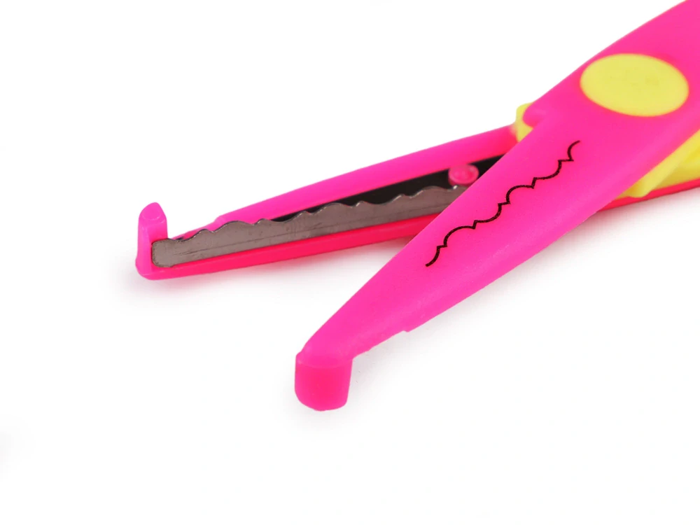 Dětské nůžky kreativní s vlnkou nebo vroubky - 13 cm